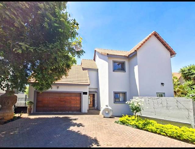 3 BEDROOM HOUSE FOR SALE IN MIDSTREAM ESTATE